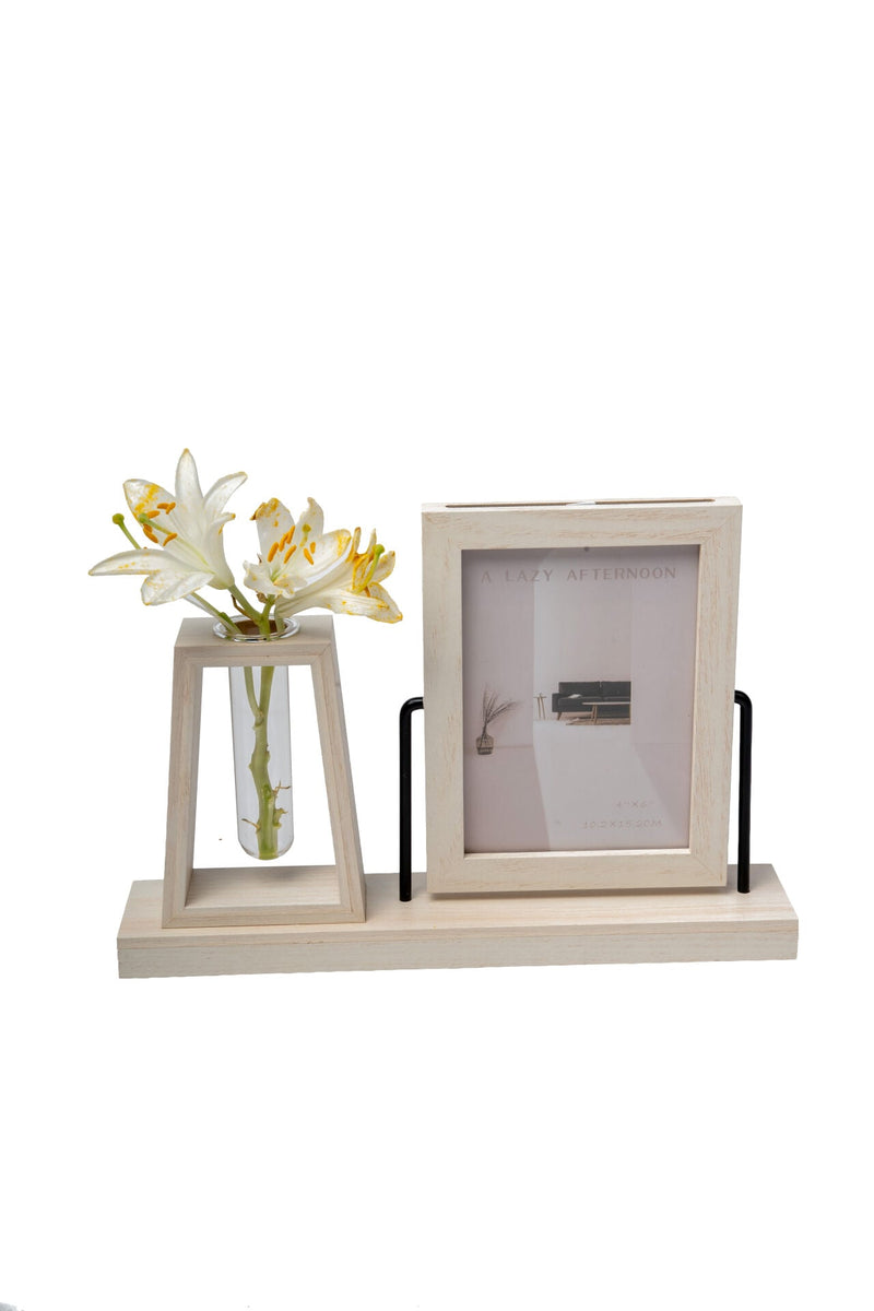 Frame & Flora Hanging Photo Frame and Vase (4 x 6 in)