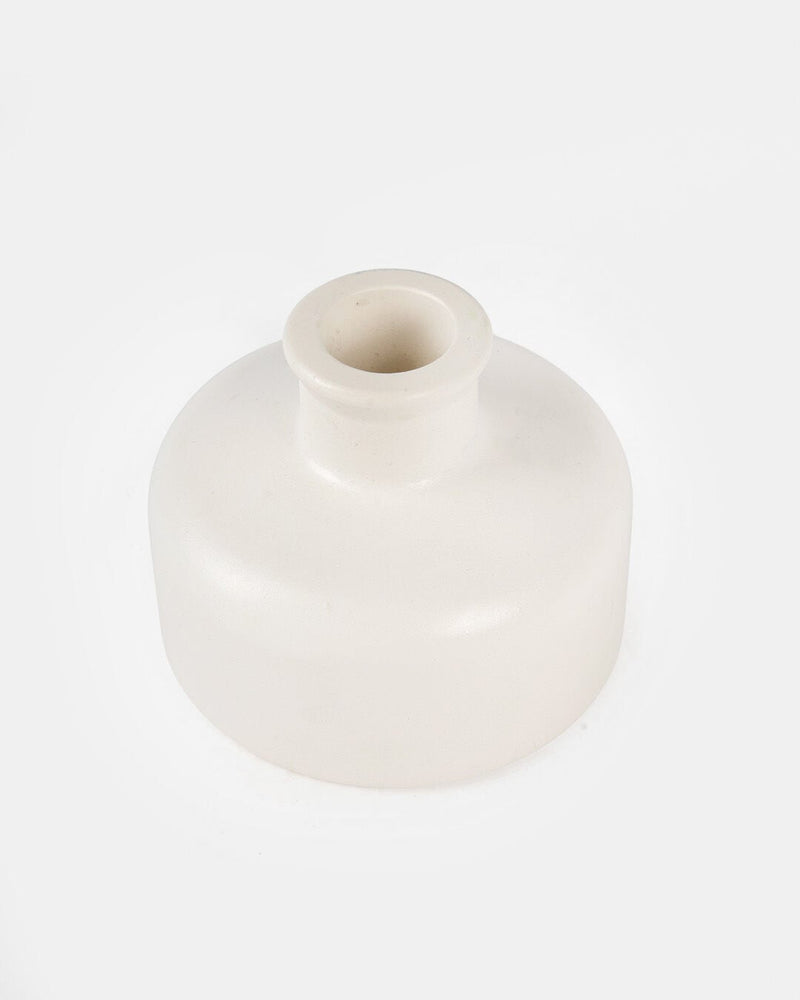 Pura Ceramic Bottle Vase, White (8 x 7 cm)