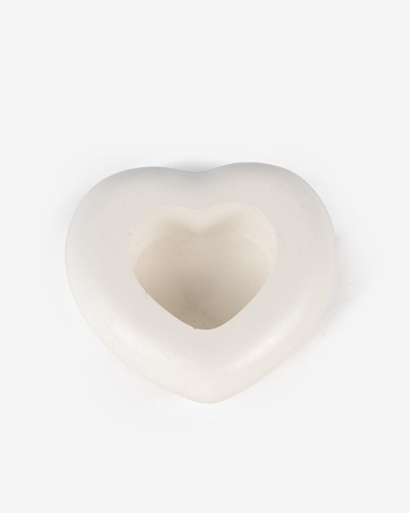 Amore Ceramic Heart Candle Holder, Ecru (7.5 x 8.5 cm)